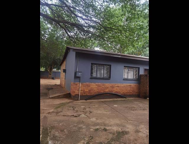 6 BEDROOM PROPERTY TO RENT IN MOKOPANE CENTRAL
